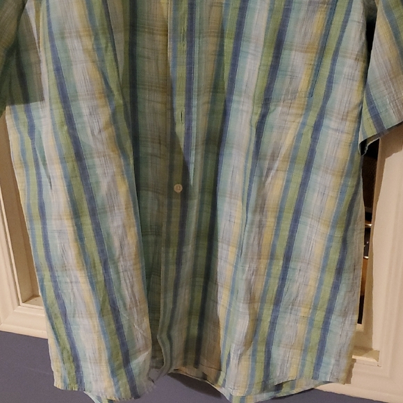 4/$20 Men's Blue and Green Striped Shirt - Picture 7 of 7